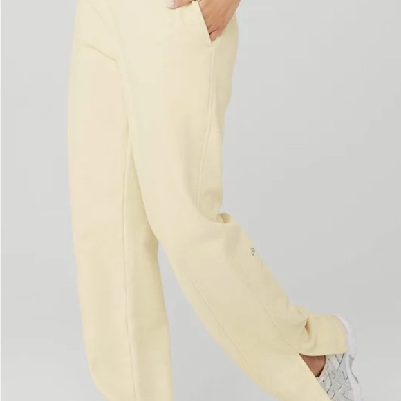 Alo Yoga Straight Leg Pants - Picture 7 of 10